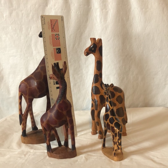 Giraffes hand carved Kenya Africa set of 4 hardwood standing 5” to 12” high - Picture 6 of 8